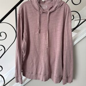 Faherty Organic Cotton Hoodie in Dusty Rose